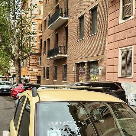 Casa Vacanza Colosseo Whole Holiday Home Apartment Da Pamino & Priscilla Rzym Zewnętrze zdjęcie