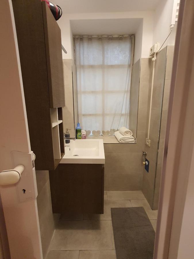 Casa Vacanza Colosseo Whole Holiday Home Apartment Da Pamino & Priscilla Rzym Zewnętrze zdjęcie