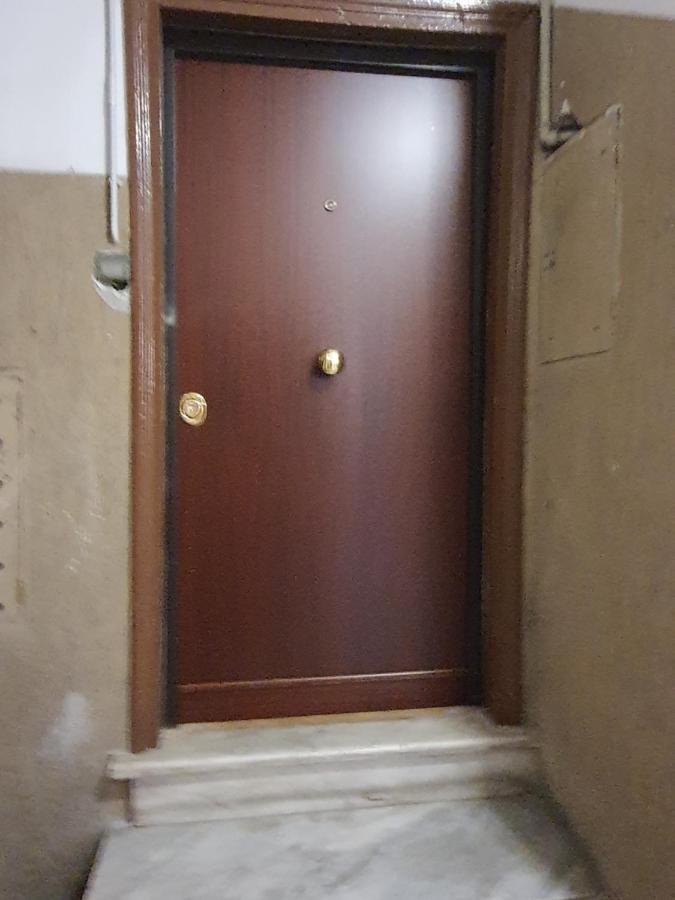 Casa Vacanza Colosseo Whole Holiday Home Apartment Da Pamino & Priscilla Rzym Zewnętrze zdjęcie